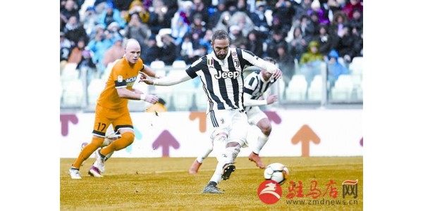 Zwycięstwo Juventusu nad zwycięstwem Interu Mediolan nad Neapolem